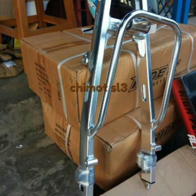 Swing arm/ casis ninja rr150 b pro