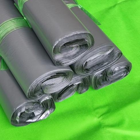 

Polymailer Silver 40x60 Semi Glossy Isi 50 Lembar
