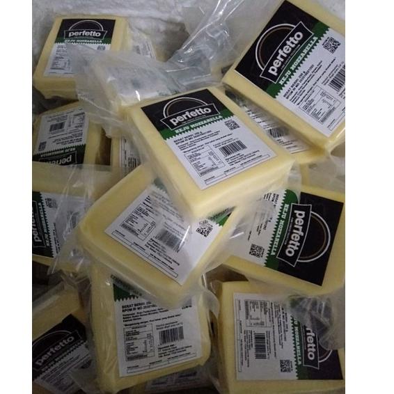 

Stok Banyak.. Keju Mozzarella Perfetto 250gram 72