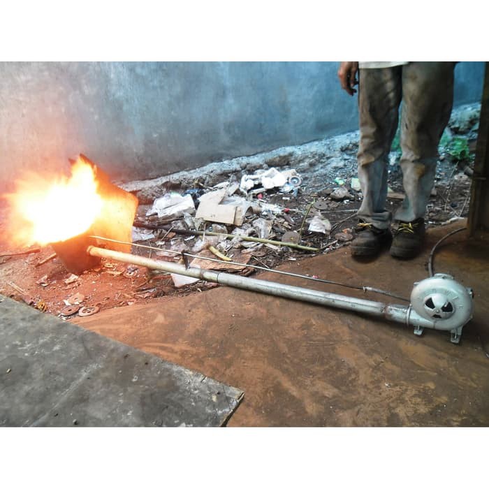 Kompor Oli Bekas Dengan Blower