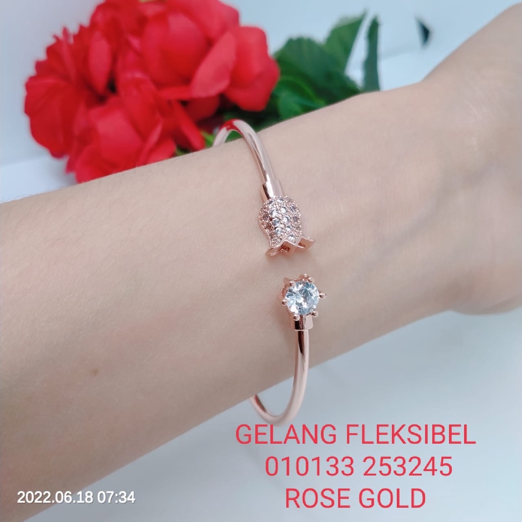 Gelang Tangan Fleksibel Bangle Wanita Titanium Xuping Perhiasan Aksesoris Fashion Lapis Emas Anti Karat