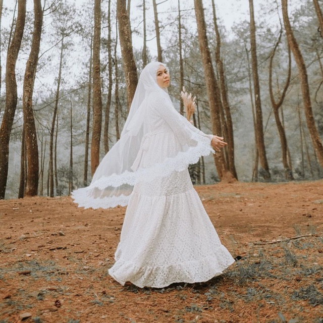 Mossie Dress By Edmore preloved