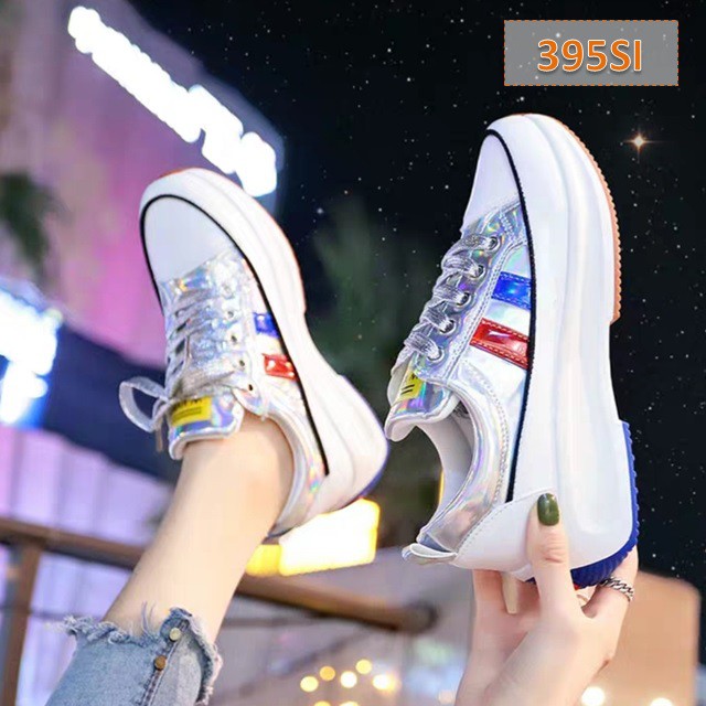 Sepatu Wanita Sneakers Vansglow - 395