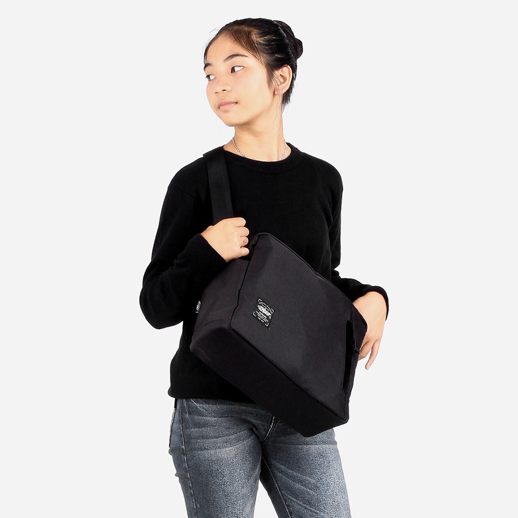 Tas Selempang Laptop 14 Inch Kerja Kantor Kuliah Sekolah Blesco Zemma