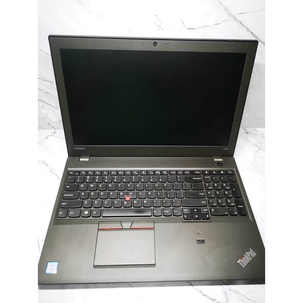 Laptop Lenovo ThinkPad T560 Intel Core i7-6600U - 15 inch Ram 8gb ssd 256