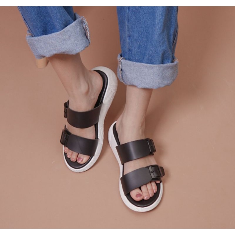 Hello - Sandal Wanita Slip On Strap 2 Korean Styles Puffy birken Sandal Slip On mules {Sara02}