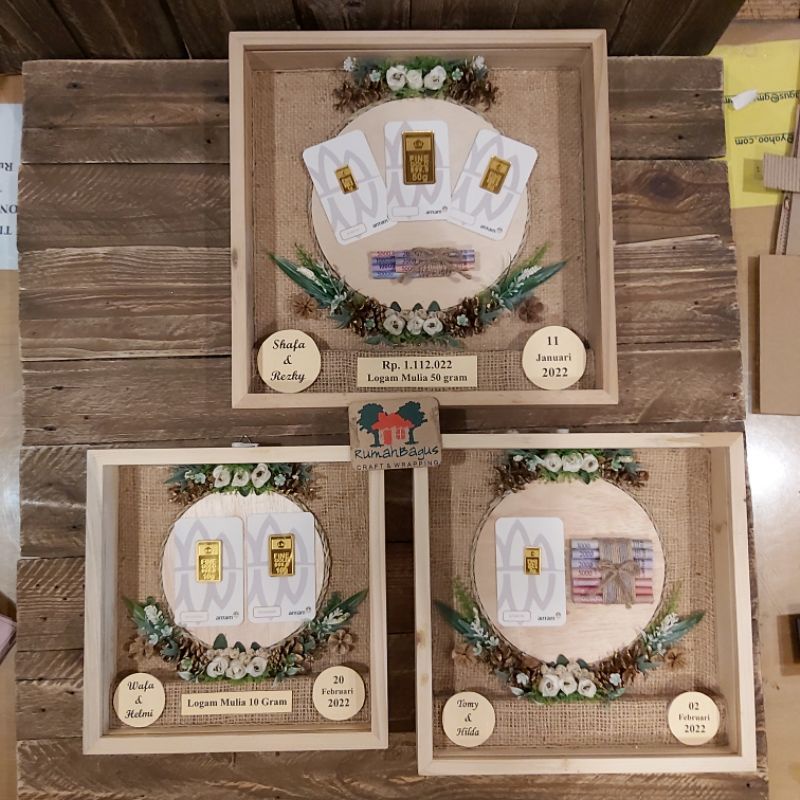 bingkai mahar logam mulia uang