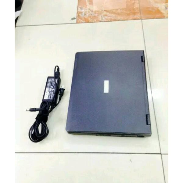 Laptop Toshiba satelite J62 Celeron Paling Murah.