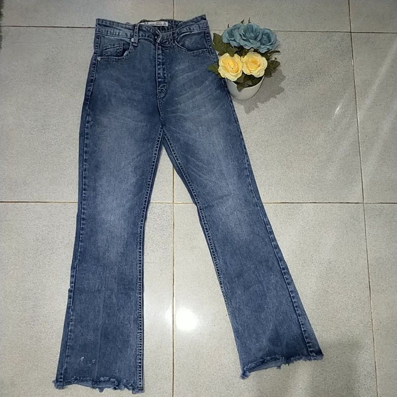 celana jeans cutbray wanita preloved