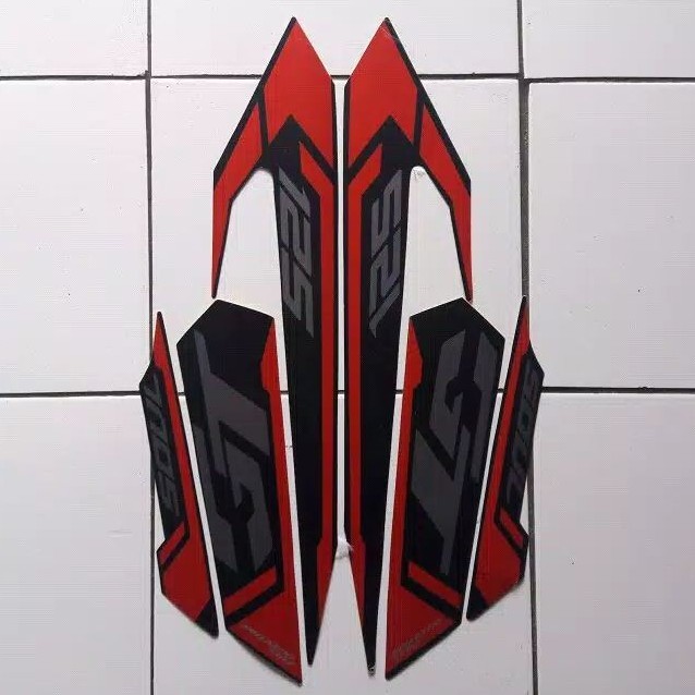 stripping sticker lis motor standar Yamaha Mio soul GT 125 Tahun 2015 warna full hitam_merah