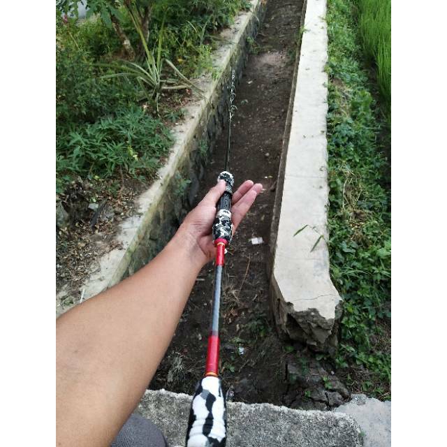 Joran costum sutet Casting