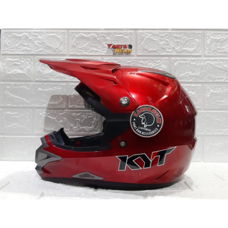 KYT CROSS OVER SOLID RED MAROON