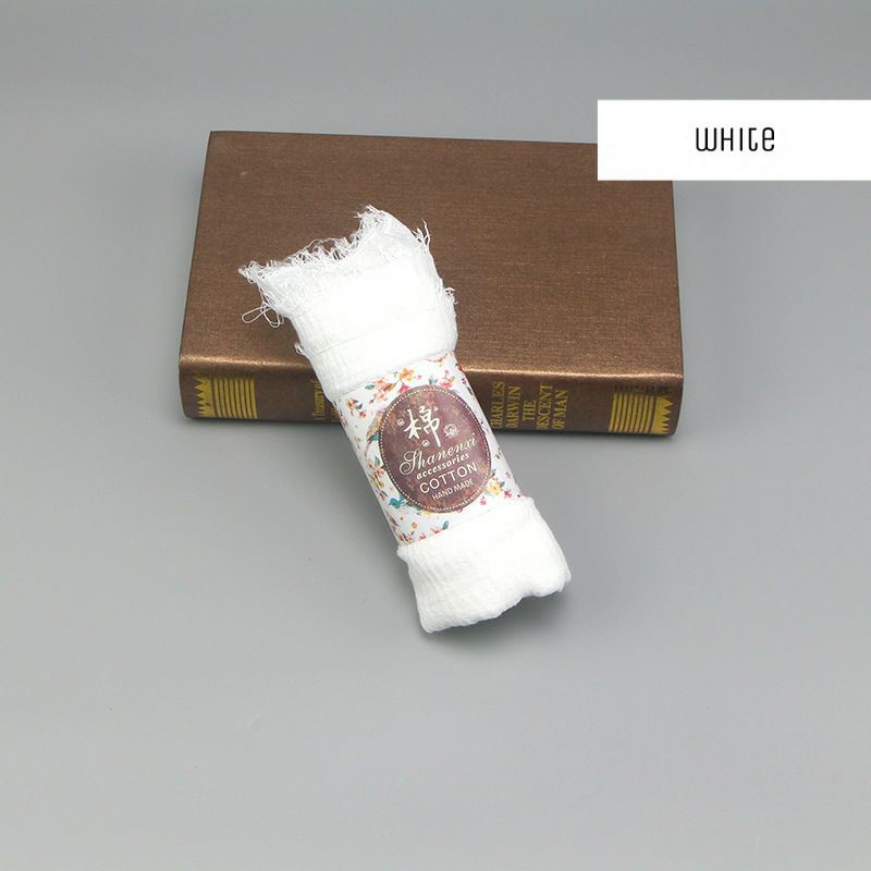 Crinkle Scarf 20 Warna / Crinkle hijab / Pashmina Rawis / Pashmina Crinkle-White