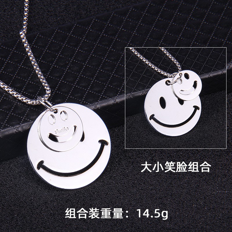 Kalung Liontin Emoji Smiley Face Bahan Titanium Steel Gaya Hip Hop Punk Untuk Pria Dan Wanita