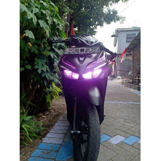 @NDS STICKER  Sticker Sticker Cutting Alis dan lampu Vario 125/150 tahun 2018 sampi 2020
