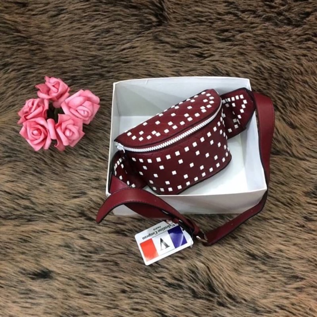 VALENTINO ROCKSTUD BELT BAG