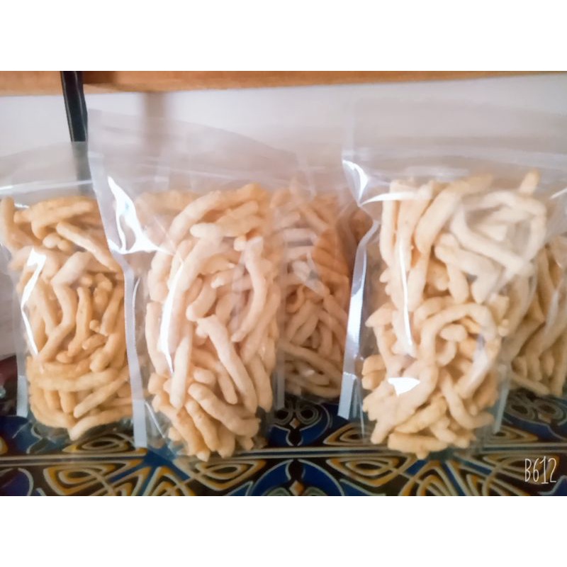 

pletik ikan / stik ikan