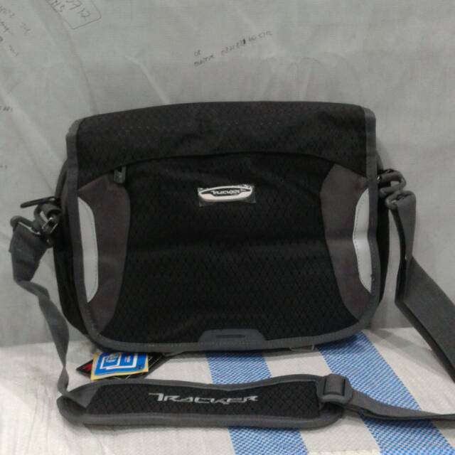 Tas selempang Tracker 409 black Ori by Rei