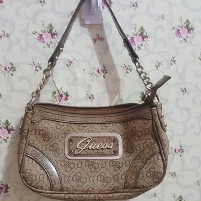 guess preloved authentic / guess second / tas guess / guess bag preloved