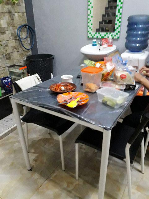 Set Meja Makan Cube
