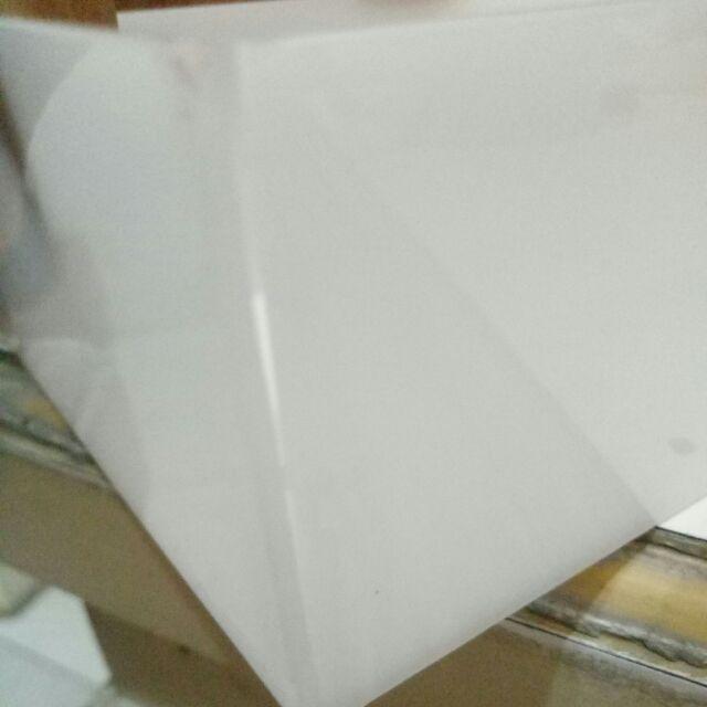 Tempat Uang Acrylic 2mm Putih Susu