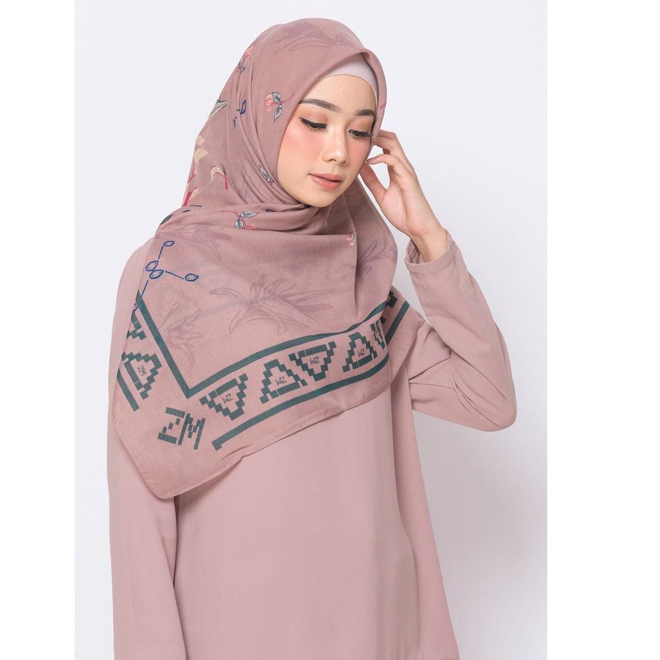 ☑ ZM Zaskia Mecca - Kayu Aro Dusty Pink Scarf Kerudung Segi Empat ✻