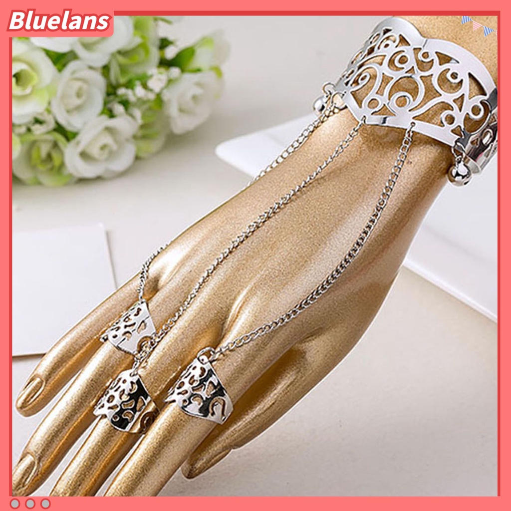 Gelang Tangan Rantai Multilayer Adjustable Motif Ukiran Hollow Aksen Rumbai + Lonceng Untuk Perhiasan Wanita