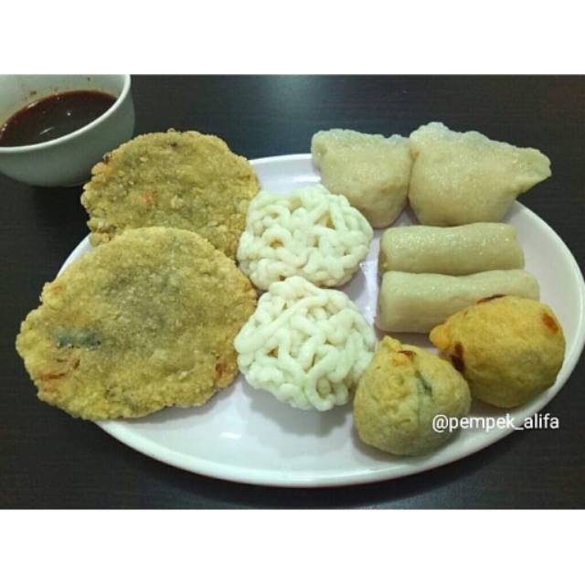 

Pempek Ikan Tenggiri 2