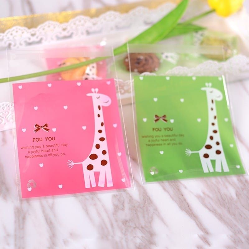 100pcs PLASTIK COOKIES PERMEN LUCU 10x10 JERAPAH  unyu
