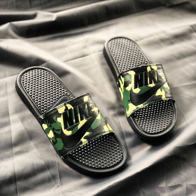 Sandal Nike Benassi Swoosh Grade ori Sendal Slop Pria Murah Nike FLIP-FLOP Benassi Slide sandal slop-Swoosh hijau army