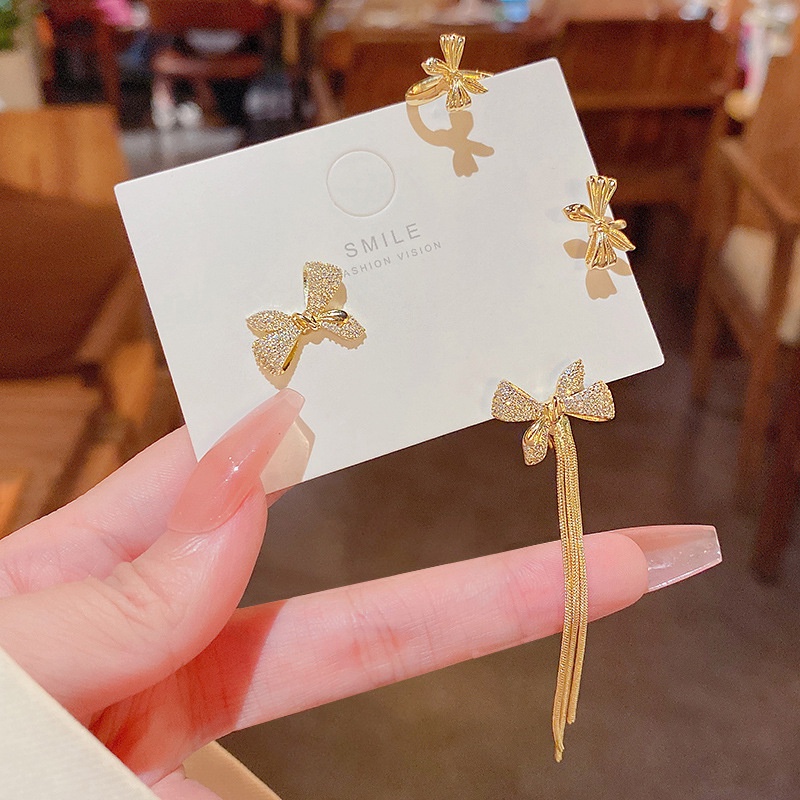 Anting Tusuk Gantung Asimetris Bahan Sterling silver 925 Desain Kupu-Kupu + Rumbai + Berlian Untuk Wanita