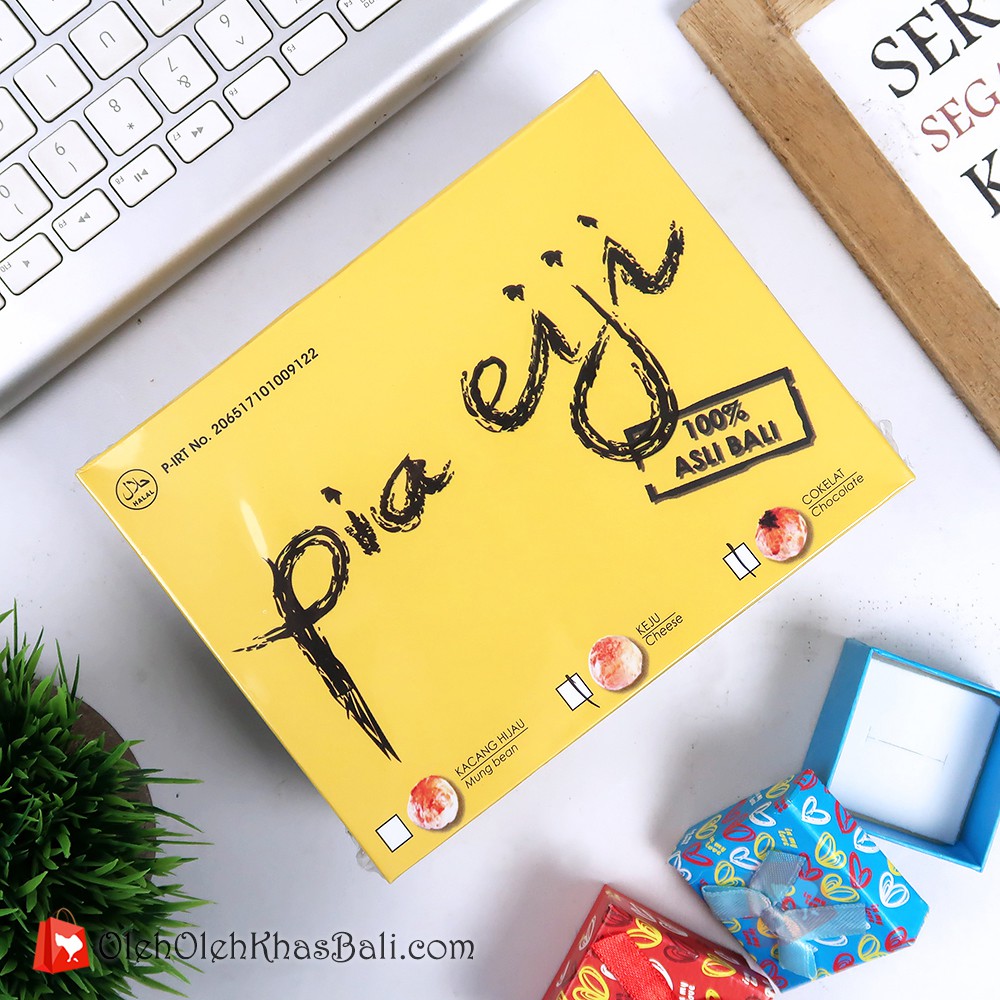 

Pia Eiji khas Bali rasa Coklat/Keju/Mix/Kacang Ijo
