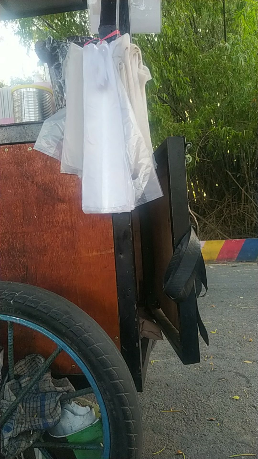 Kantong Plastik Hd Oz Bening Uk. 10 X 28,5 Cm