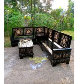 meja kursi sudut ruang tamu kursi ukir warna hitam kayu jati