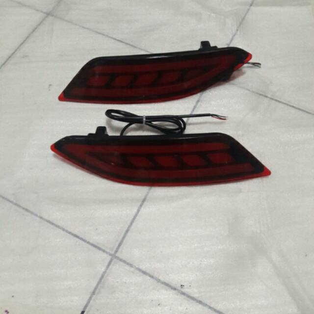 Lampu bumper belakang honda hrv