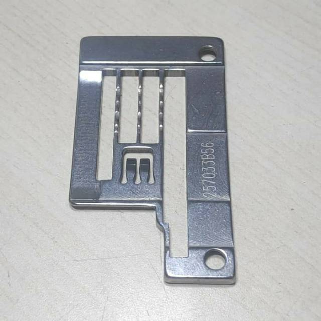 Needle Plate 257033-B56 - Tatakan Plat Bis Mesin Jahit Kam/Kamkut/Overdeck W500