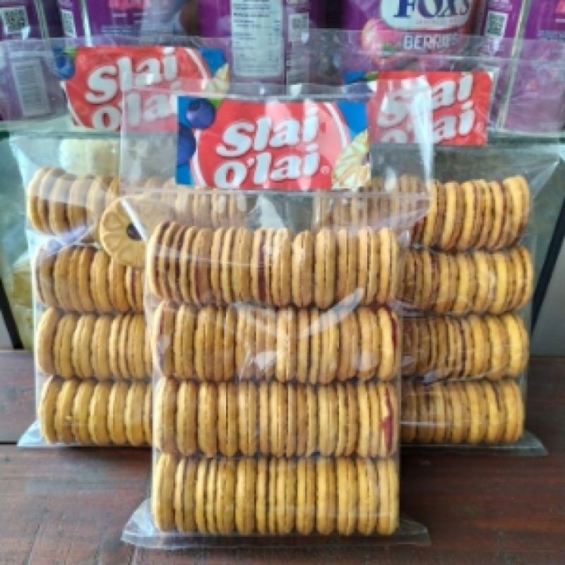 

SLAI OLAY 390 gr STRAWBERY BLUEBERY NANAS SNACK ORI KILOAN