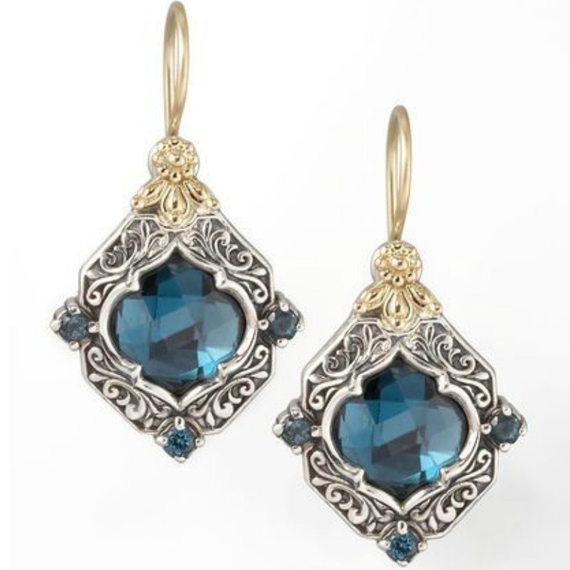 Anting Kristal Bentuk Merak Biru Lapis Emas Bahan Stainless Gaya Vintage Untuk Aksesoris