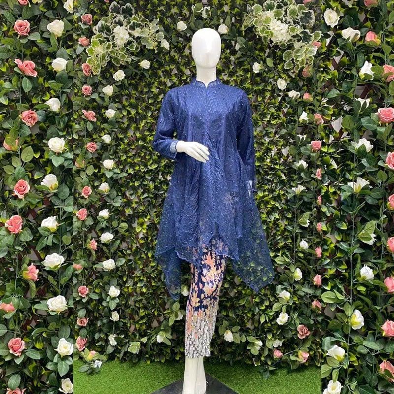 Kebaya Busui Set Bahan Tulle Rossa Kebaya