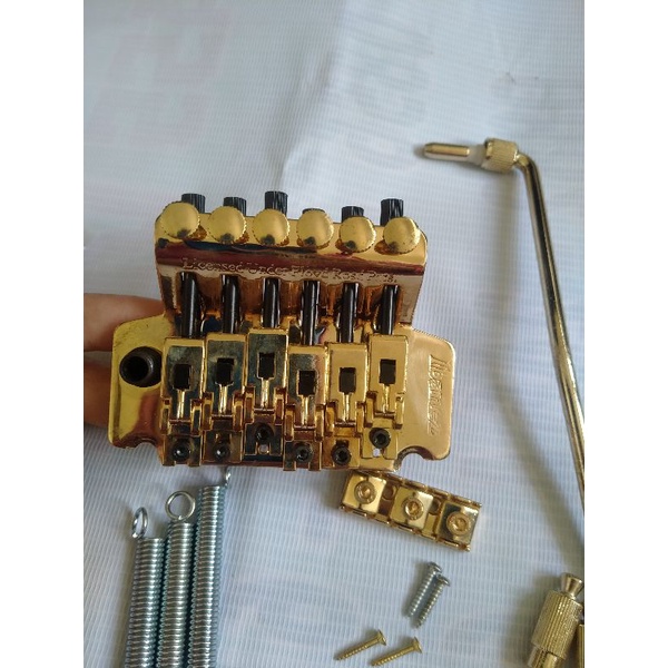 tremolo up down ibanez gold || gitar electrik