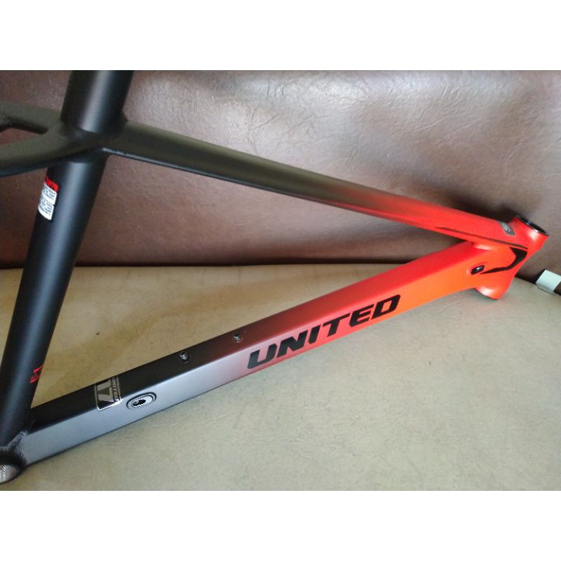 Frame UNITED SL7 Size M (17) tappered