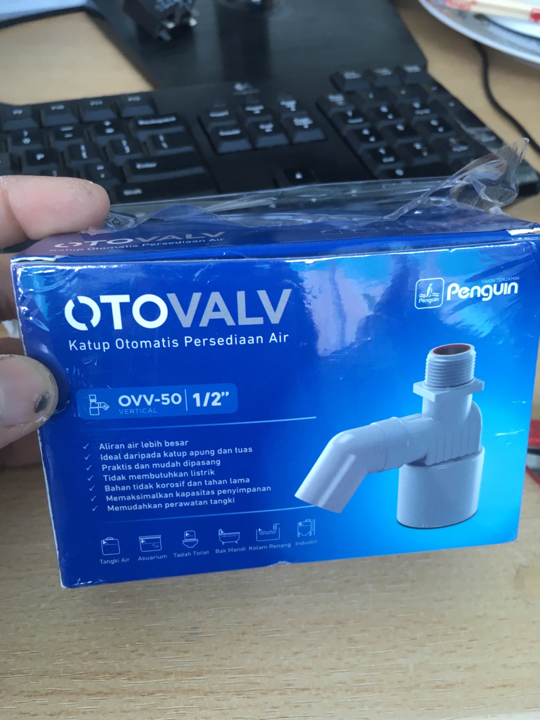 Pelampung Toren Otomatis Otovalv Penguin Vertikal Ukuran 1/2”