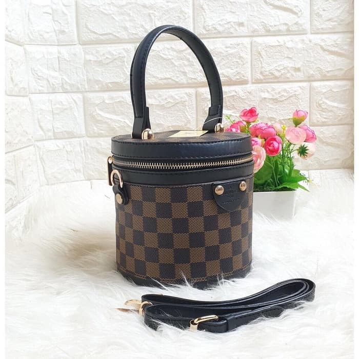 TAS BATAM TAS WANITA IMPORT TAS LV LOUIS VUITTON CANNES / LV TABUNG - MOCCA