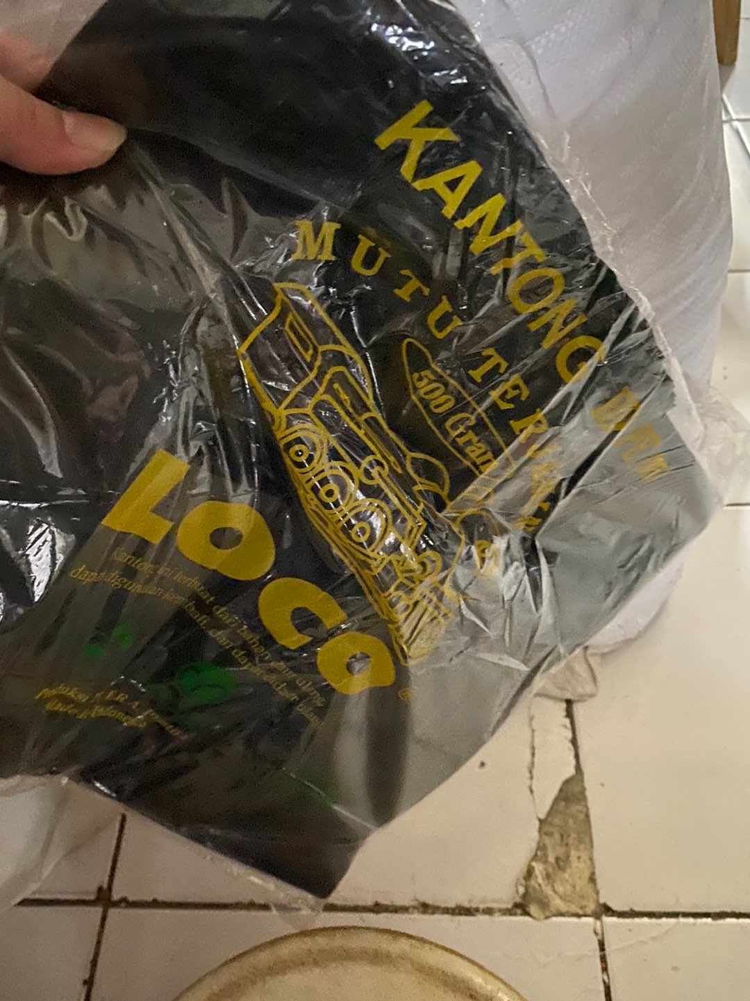 Kantong Plastik Loco Tebal Hitam Ukuran 35