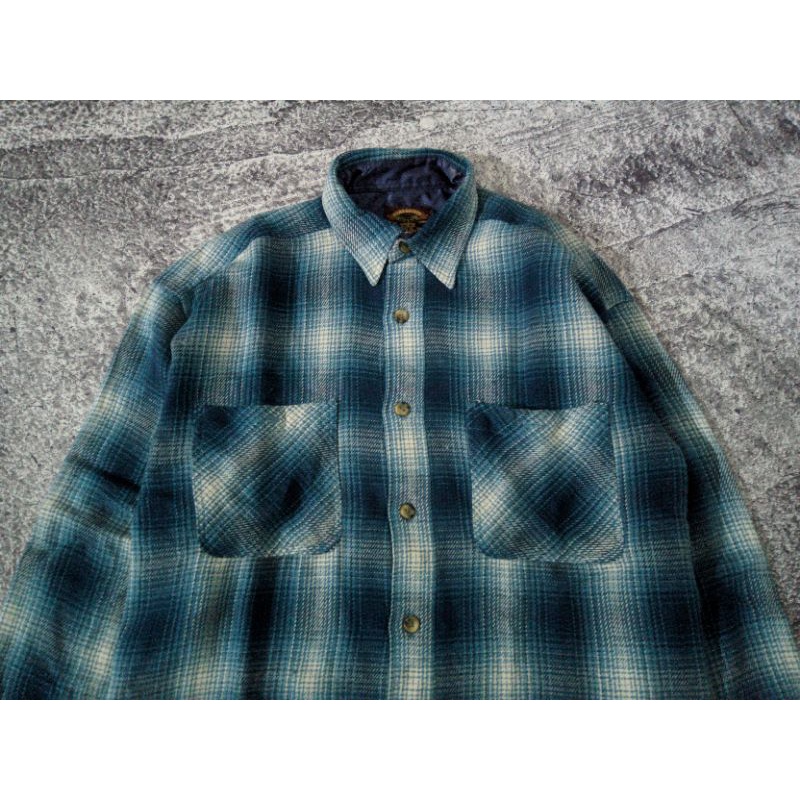 Vintage Guaranteed Authentic Veterano Second / Vintage Flanelshirt Veterano Second / Vintage Guarant