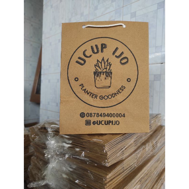 

tas paper bag custom desain ukuran 20x30 paperbag Kraft