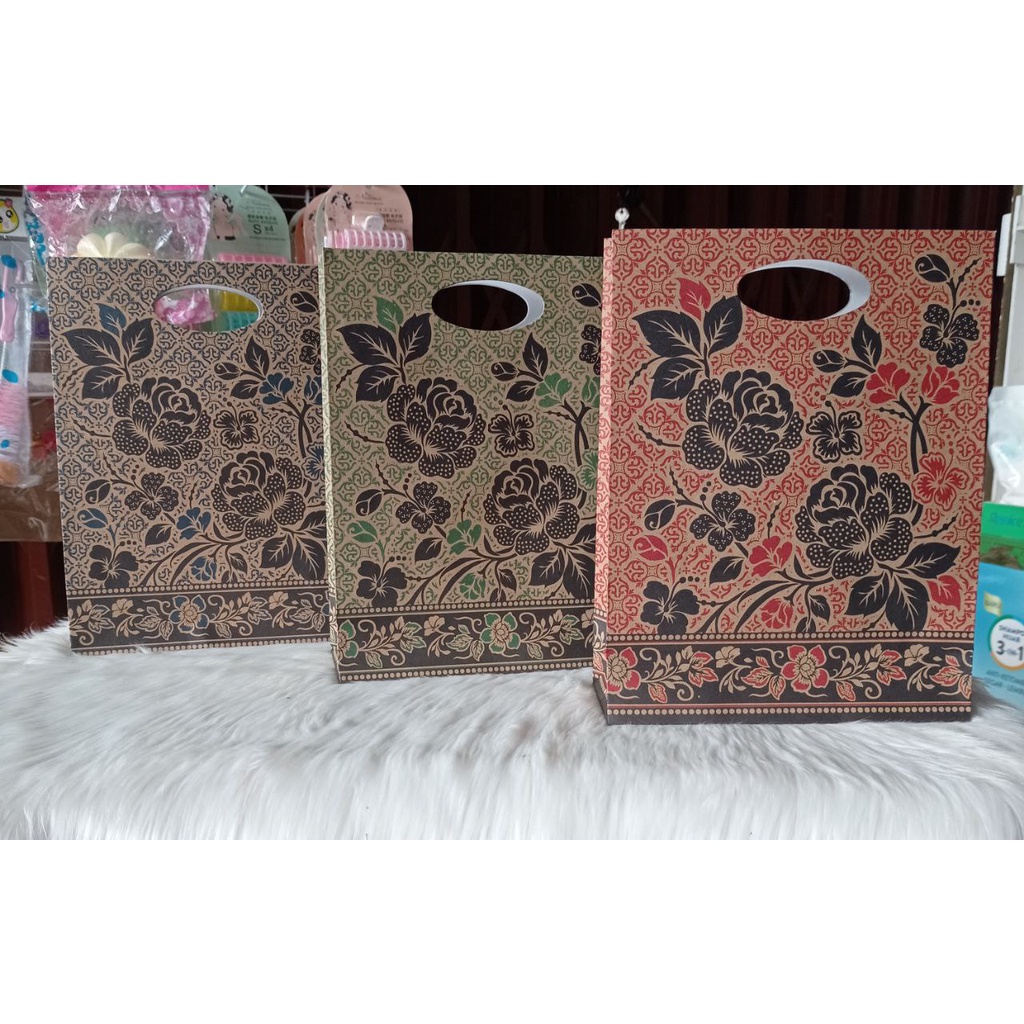 

Paper Bag Batik Okey L20XT26