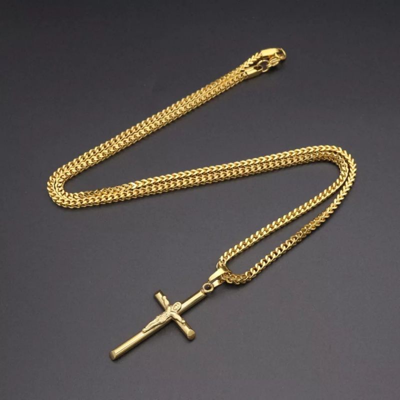 Kalung Salib Yesus Model Rantai Titanium Pria dan Wanita