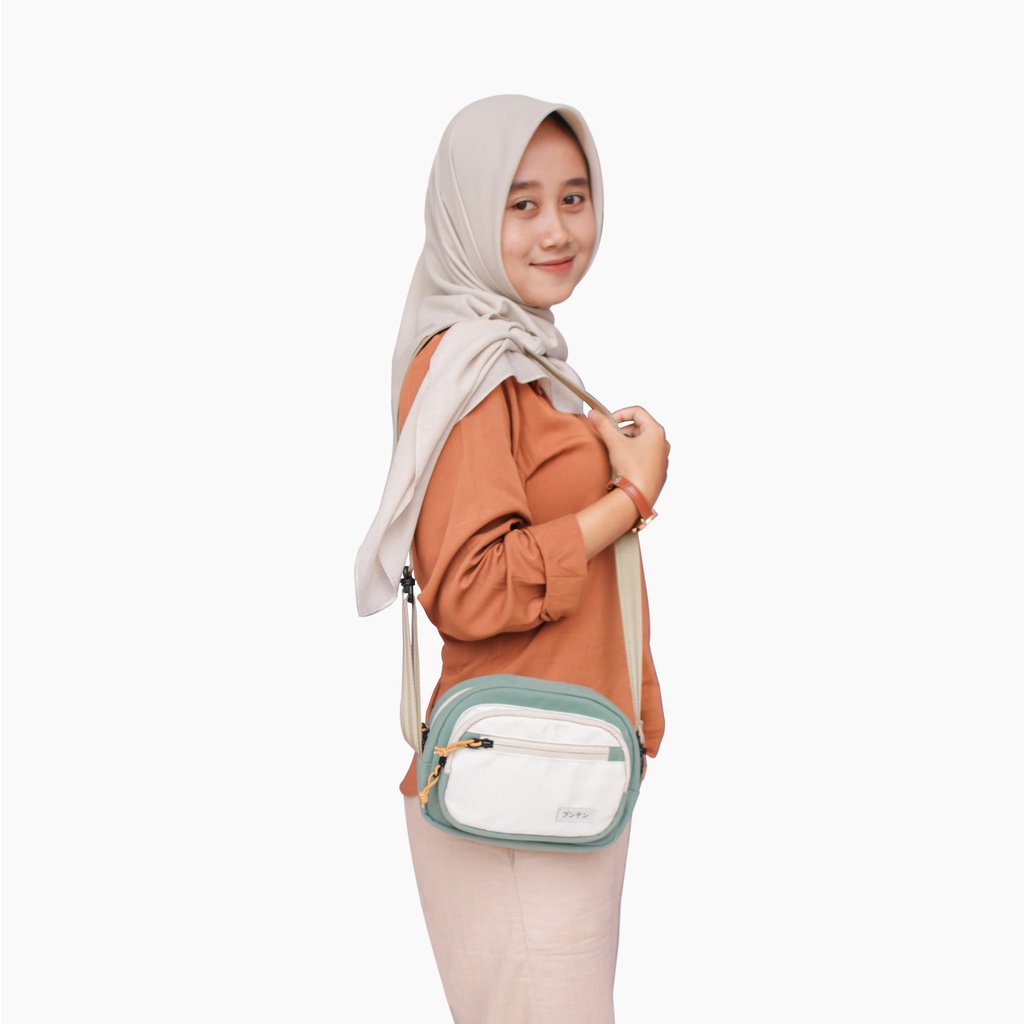 Rochinku Momo Series Pouch Slingbag Dompet Makeup Wanita 2in1