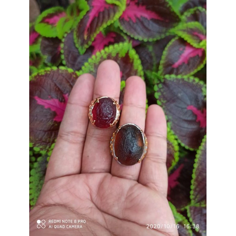 

PAKET 2 CINCIN METEORIT MERAH DAN COKLAT (S)